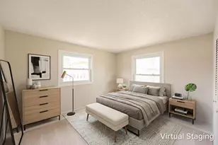 2212 Fairview Ln, McHenry, IL 60051 - Photo 9