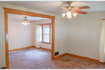 2513 S 61st Court, Cicero, IL 60804 - Photo 9