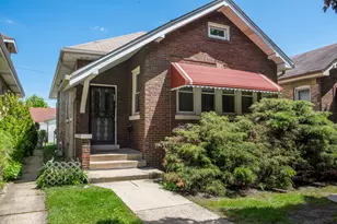 2513 S 61st Ct, Cicero, IL 60804 - Photo 1