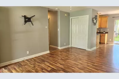 608 Sheridan Drive, Wauconda, IL 60084 - Photo 3