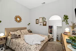 2010 W Pierce St, Chicago, IL 60622 - Photo 7