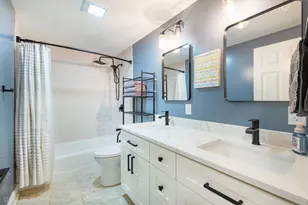 532 Cambridge Dr, Schaumburg, IL 60193 - Photo 9