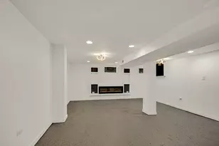 738 W 129th Pl, Chicago, IL 60628 - Photo 15
