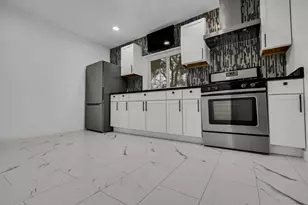738 W 129th Pl, Chicago, IL 60628 - Photo 5