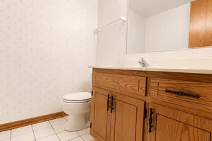 18222 Michigan Ct, Orland Park, IL 60467 - Photo 23