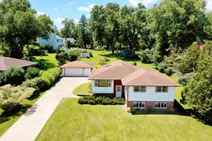 309 E Circle Dr, New Lenox, IL 60451 - Photo 1