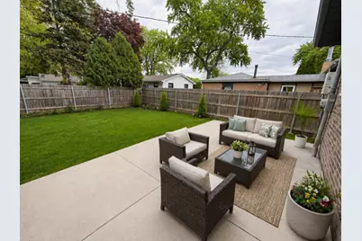 5330 W 86th Street, Burbank, IL 60459 - Photo 21