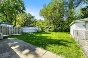 3242 Roesner Dr, Markham, IL 60428 - Photo 13