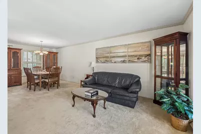 [Address not provided], Buffalo Grove, IL 60089 - Photo 11