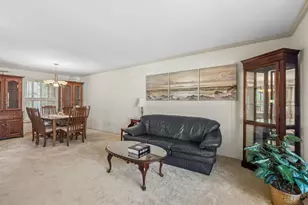 [Address not provided], Buffalo Grove, IL 60089 - Photo 11