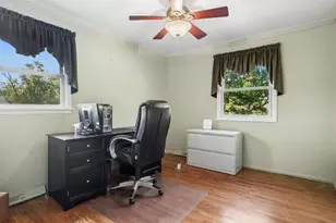 [Address not provided], Buffalo Grove, IL 60089 - Photo 21