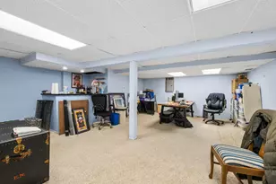 [Address not provided], Buffalo Grove, IL 60089 - Photo 27