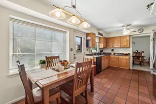 [Address not provided], Buffalo Grove, IL 60089 - Photo 7