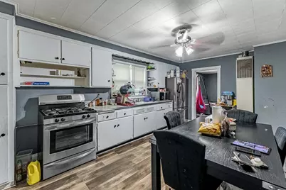 2703 S Hillock Avenue, Chicago, IL 60608 - Photo 25