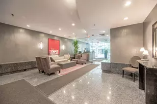 110 E Delaware Pl, Chicago, IL 60611 - Photo 5