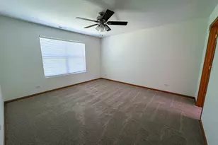 1453 Millbrook Dr, Algonquin, IL 60102 - Photo 15