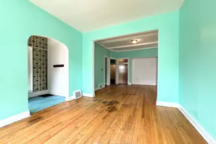 3914 W Gladys Ave, Chicago, IL 60624 - Photo 5