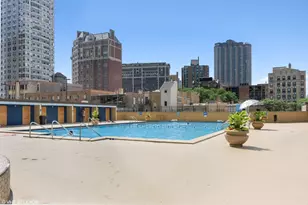 655 W Irving Park Rd, Chicago, IL 60613 - Photo 23