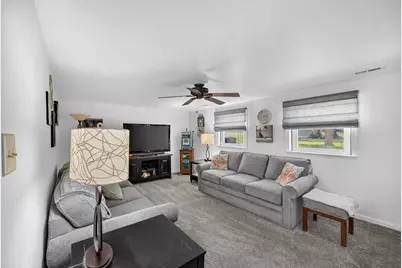 19200 S Champlain Avenue, Glenwood, IL 60425 - Photo 9