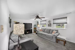 19200 S Champlain Ave, Glenwood, IL 60425 - Photo 9