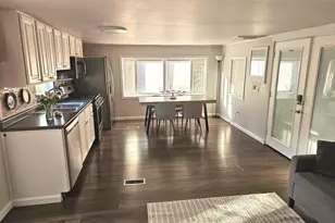 2993 Curtis St, Des Plaines, IL 60018 - Photo 7