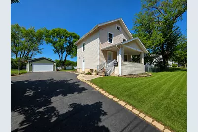 470 Fremont Street, Elgin, IL 60120 - Photo 1