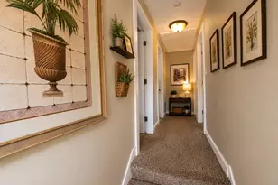 470 Fremont St, Elgin, IL 60120 - Photo 9