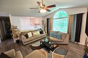 407 Staffordshire Dr, Poplar Grove, IL 61065 - Photo 3