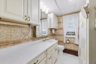 509 S Oakland Ave, Villa Park, IL 60181 - Photo 17