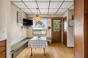 509 S Oakland Ave, Villa Park, IL 60181 - Photo 13