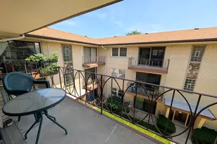 5516 W Windsor Ave, Chicago, IL 60630 - Photo 11