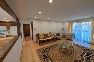 5516 W Windsor Ave, Chicago, IL 60630 - Photo 3