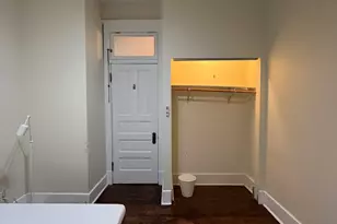 1359 E 57th St, Chicago, IL 60637 - Photo 11