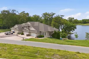 1012 Fairway Ln, Sherrard, IL 61281 - Photo 43