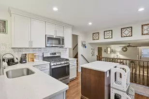 7330 170th Pl, Tinley Park, IL 60477 - Photo 5