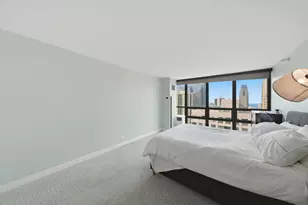 10 E Ontario St, Chicago, IL 60611 - Photo 13