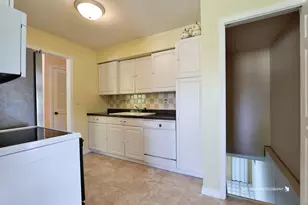 2019 Gilboa Ave, Zion, IL 60099 - Photo 17