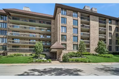 1621 Mission Hills Road #404, Northbrook, IL 60062 - Photo 1