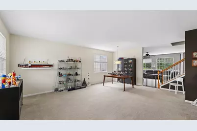955 Valley Stream Drive, Pingree Grove, IL 60140 - Photo 11