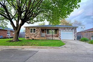 1209 Colorado Ave, Joliet, IL 60435 - Photo 1