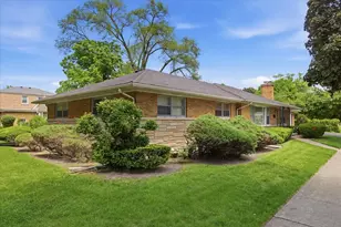 3620 Crain St, Skokie, IL 60076 - Photo 23