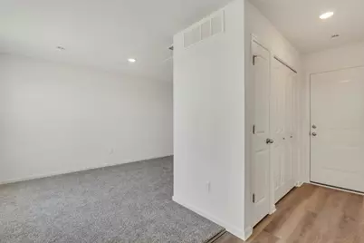2686 Arrowhead Drive, Pingree Grove, IL 60140 - Photo 3