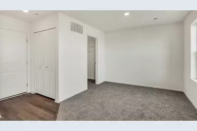 2682 Arrowhead Drive, Pingree Grove, IL 60140 - Photo 5