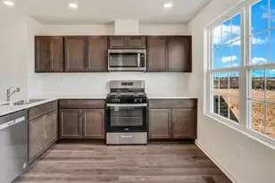 2682 Arrowhead Dr, Pingree Grove, IL 60140 - Photo 9