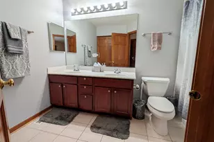 669 Lincoln Station Dr, Oswego, IL 60543 - Photo 13