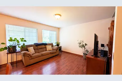 669 Lincoln Station Drive #669, Oswego, IL 60543 - Photo 5