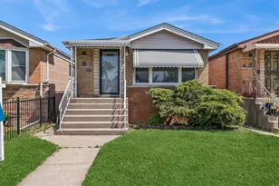 1020 W 108th Pl, Chicago, IL 60643 - Photo 1