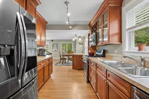 7143 N Mason Ave, Chicago, IL 60646 - Photo 5