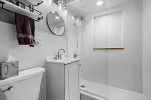 7143 N Mason Ave, Chicago, IL 60646 - Photo 11