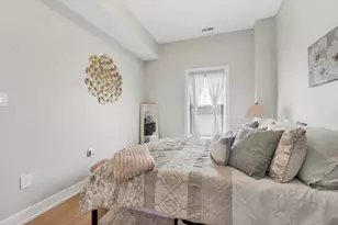 2545 W North Ave, Chicago, IL 60647 - Photo 9